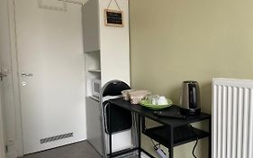 Chambre privée à 30m du bord de Meuse